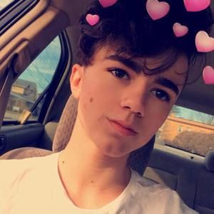 Meet your Posher, Issaih